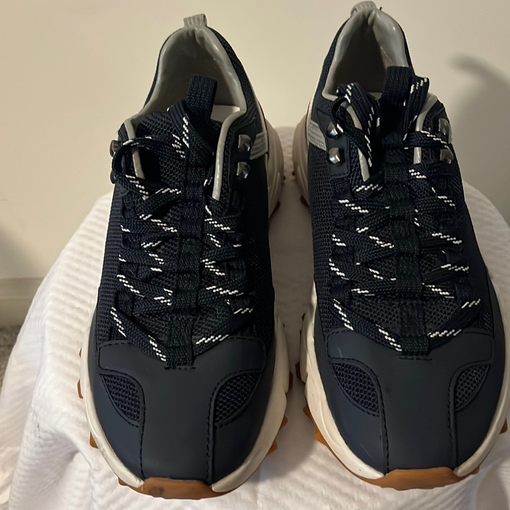 Zara men sneakers size 6